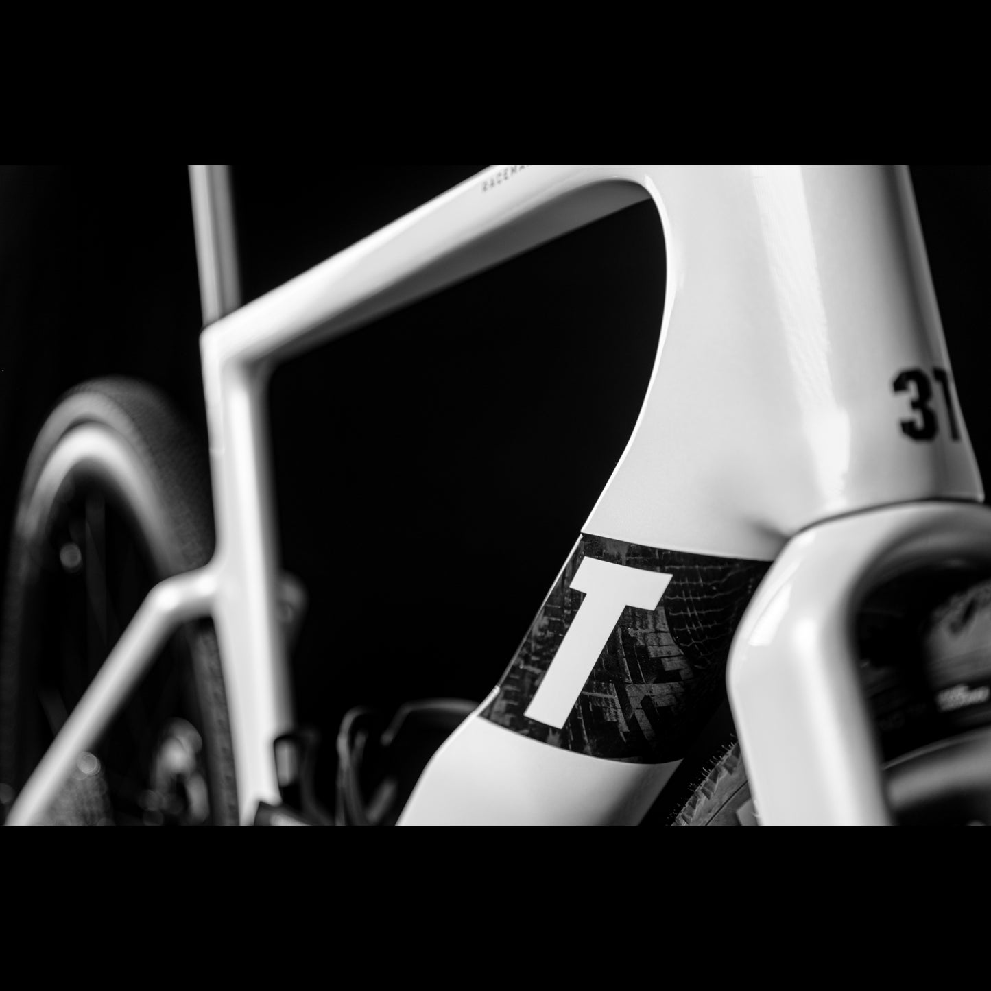 3T Racemax Italia size 54 in Pearl White, equipped with 50mm DT Swiss GRC 1400 wheels and Shimano GRX Di2 12-speed electronic drivetrain, photographed against a sleek black background.