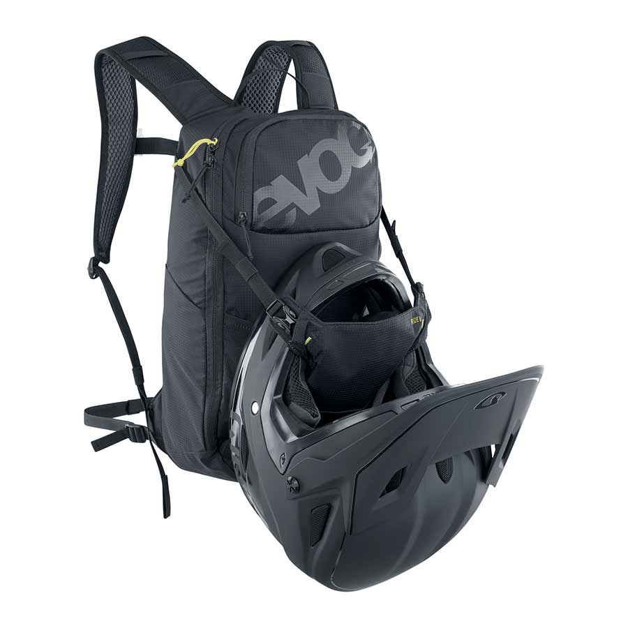 Hydration EVOC EVOC Ride 8 Hydration Bag Volume: 8L Bladder: Not included Black Dark Slate Gray