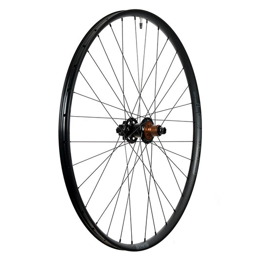 Wheels Stans No Tubes Stans No Tubes Crest MK4 Wheel Rear 27.5 / 584 Holes: 32 12mm TA 148mm Disc IS 6-bolt Shimano Micro Spline Light Gray