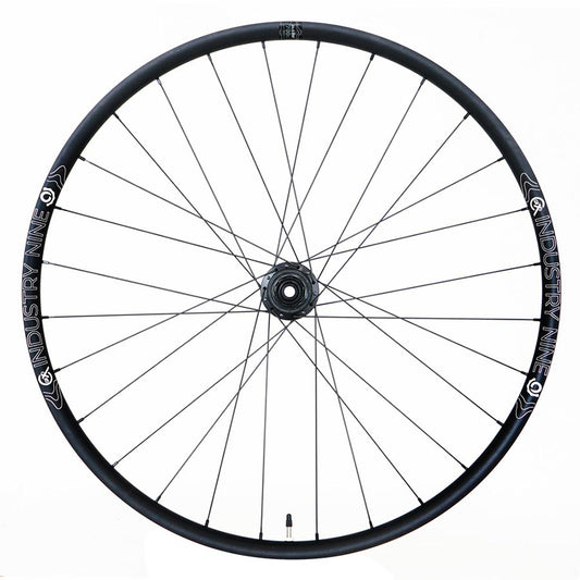 Wheels Industry Nine Industry Nine 1/1 GRCX Wheel Rear 700C / 622 Holes: 28 12mm TA 142mm Disc Center Lock SRAM XD-R White Smoke
