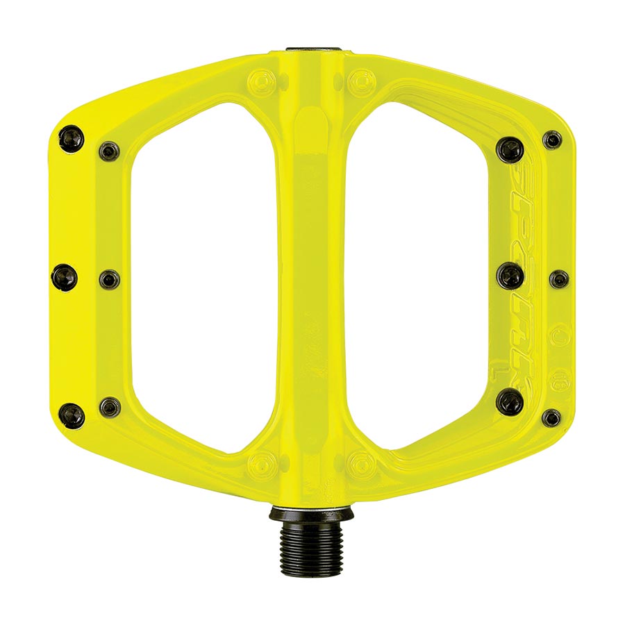 Pedals Spank Spank SPOON DC Platform Pedals Body: Aluminum Spindle: Cr-Mo 9/16 Yellow Gold