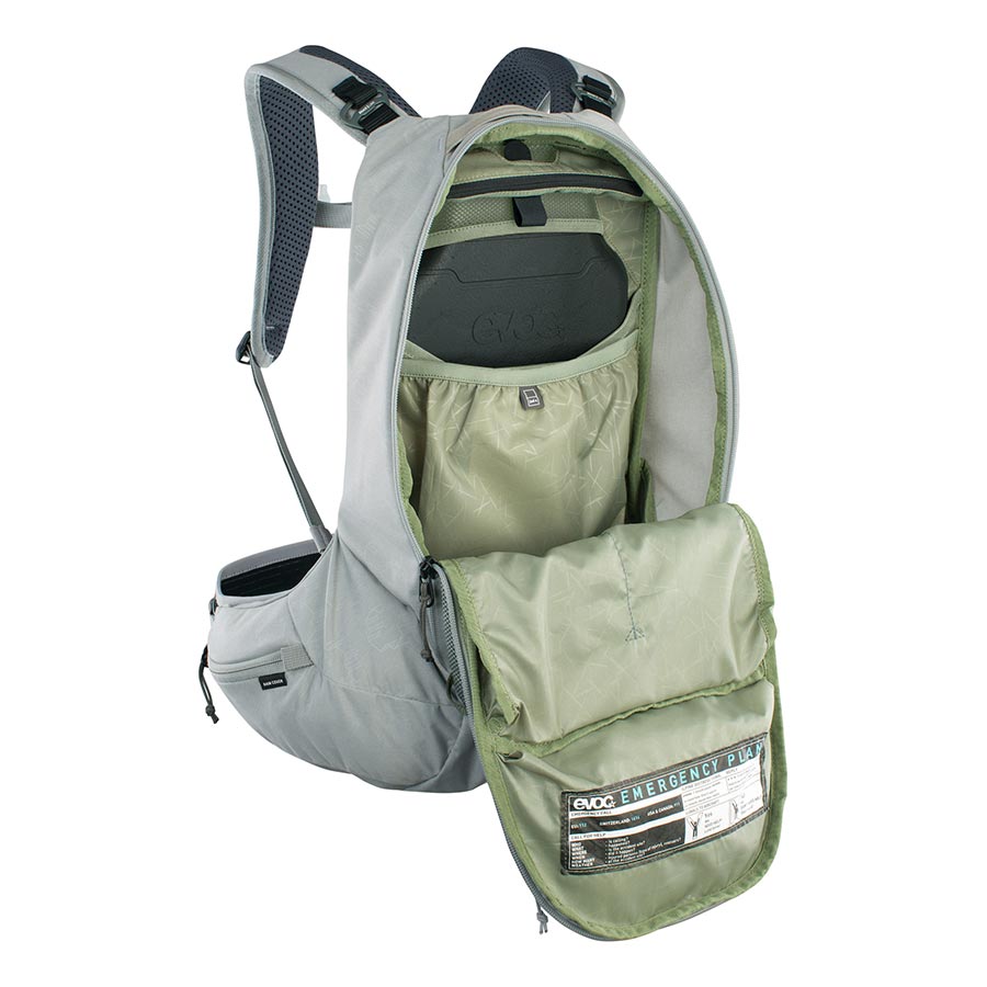 Backpack & Messenger Bags EVOC EVOC Trail Pro SF 12 Protector backpack 12L Stone XS Dark Sea Green