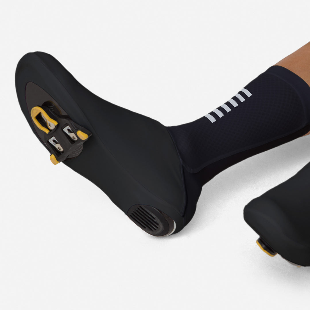 Rapha Pro Team TT Aero Overshoes (Black) - Dragonspine Cycling