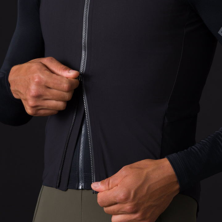 Rapha Men's Pro Team Shadow Gilet (Black/Rainbow Reflective) - Dragonspine Cycling