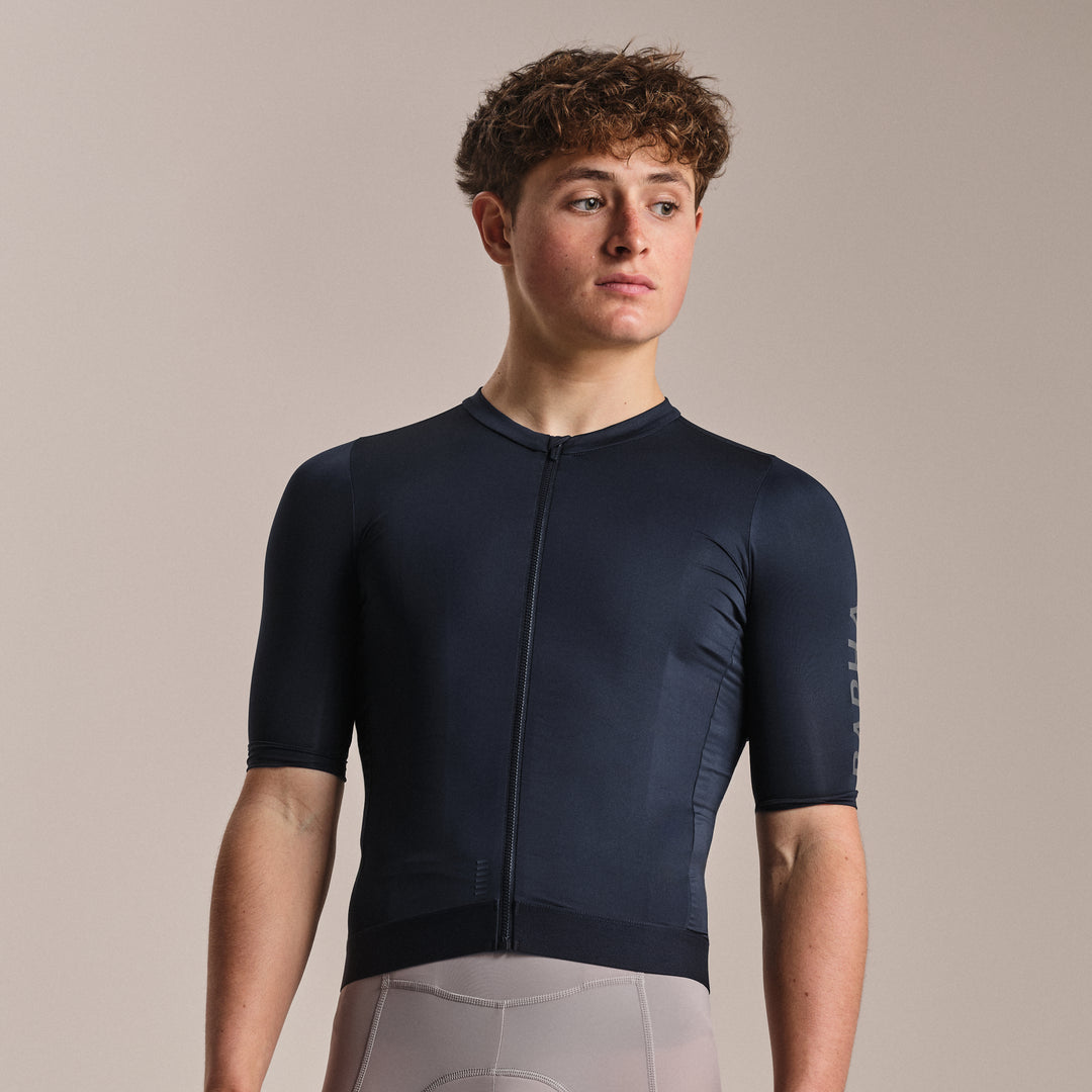 Rapha Men's Pro Team Training Jersey III (Carbon/Dark Grey) - Dragonspine Cycling