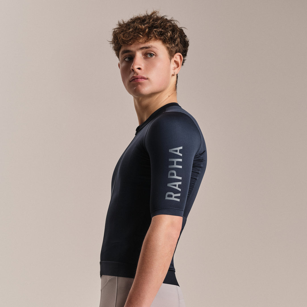 Rapha Men's Pro Team Training Jersey III (Carbon/Dark Grey) - Dragonspine Cycling