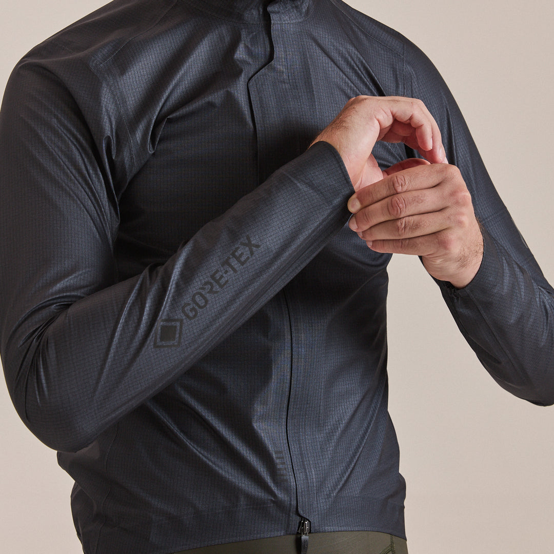 Rapha Men's Pro Team Gore-Tex LW Rain Jacket II (Black/Black) - Dragonspine Cycling