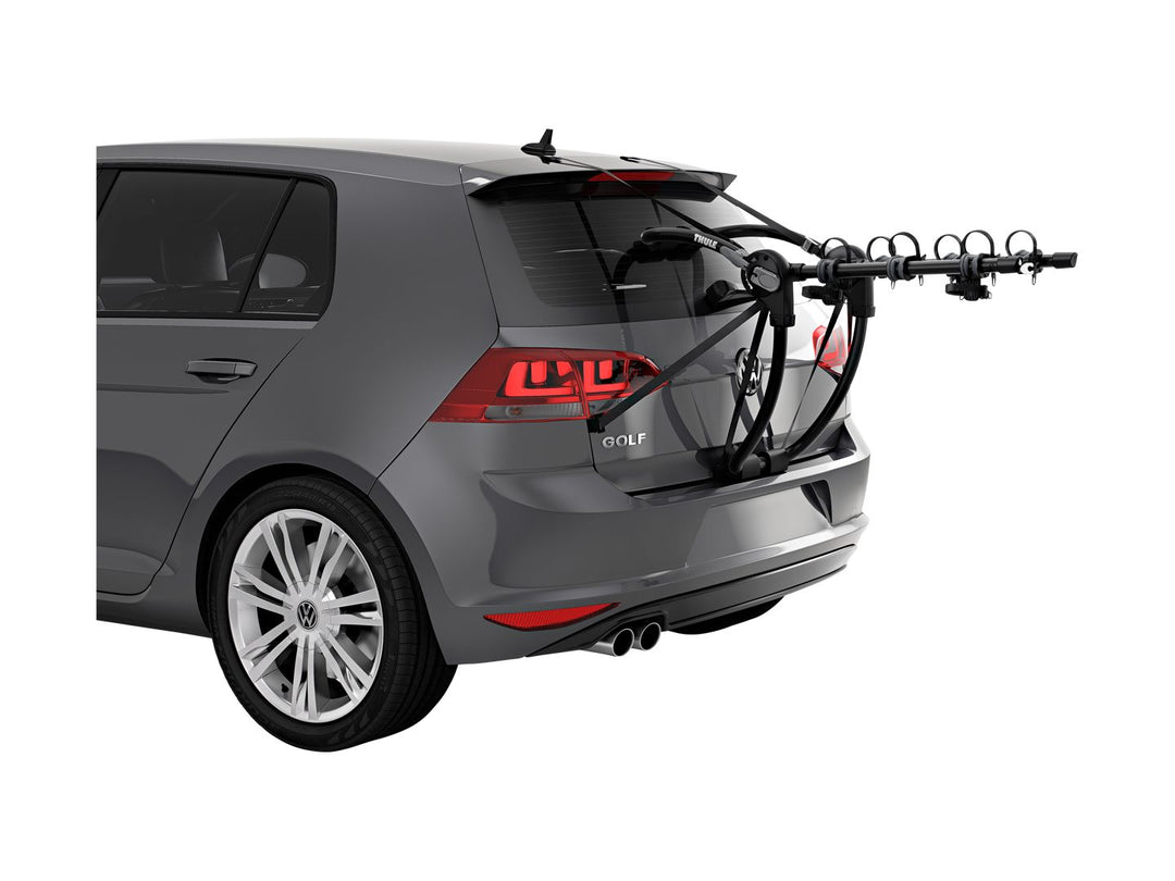 Auto Racks Thule Thule Gateway Pro 3 Trunk Rack: 3-Bike Dark Slate Gray