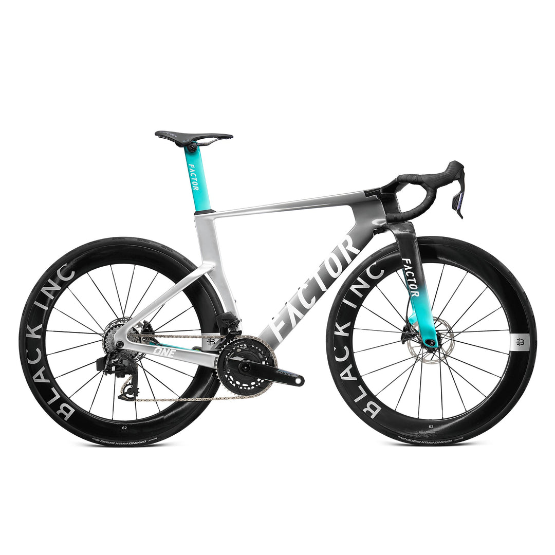 Factor ONE in Silverstone, SRAM Force, studio photo