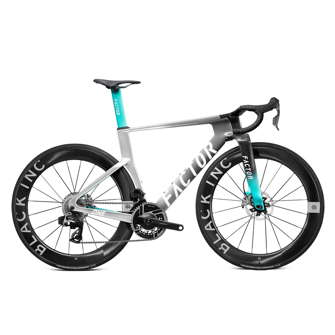 Factor ONE in Silverstone, SRAM Red, studio photo