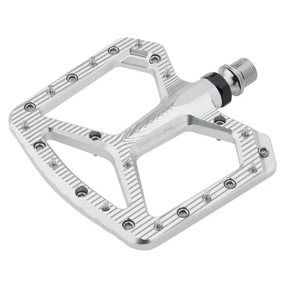 Pedals Wolf Tooth Wolf Tooth Ripsaw Aluminum Pedals - Platform Aluminum 9/16" Black Raw Silver Light Gray